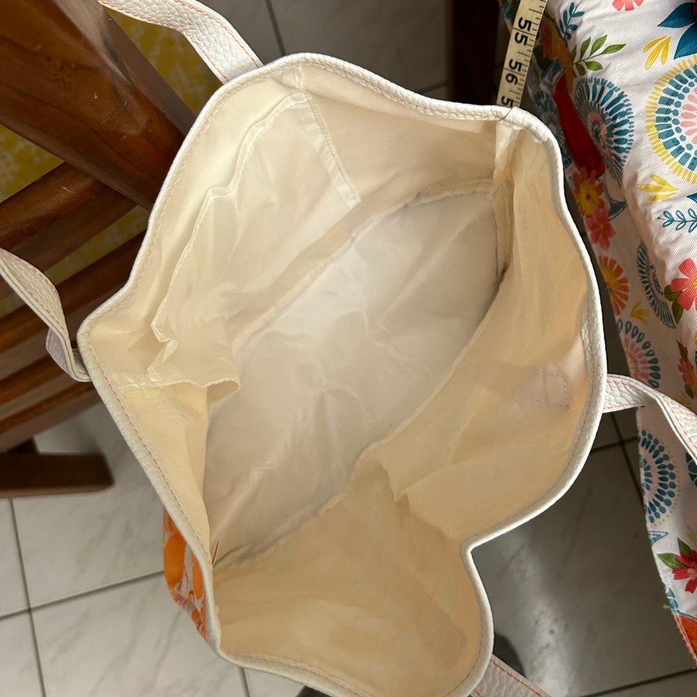 Clinique Orange and White Floral Canvas Tote - Picture 3 of 4